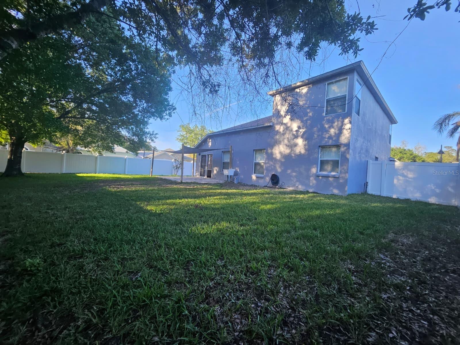 ANDOVER CAY PH 03 50 86 - Residential Lease