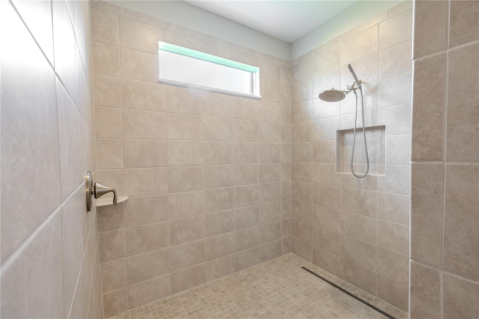 FLINT LAKE ESTATES SUB - Residential