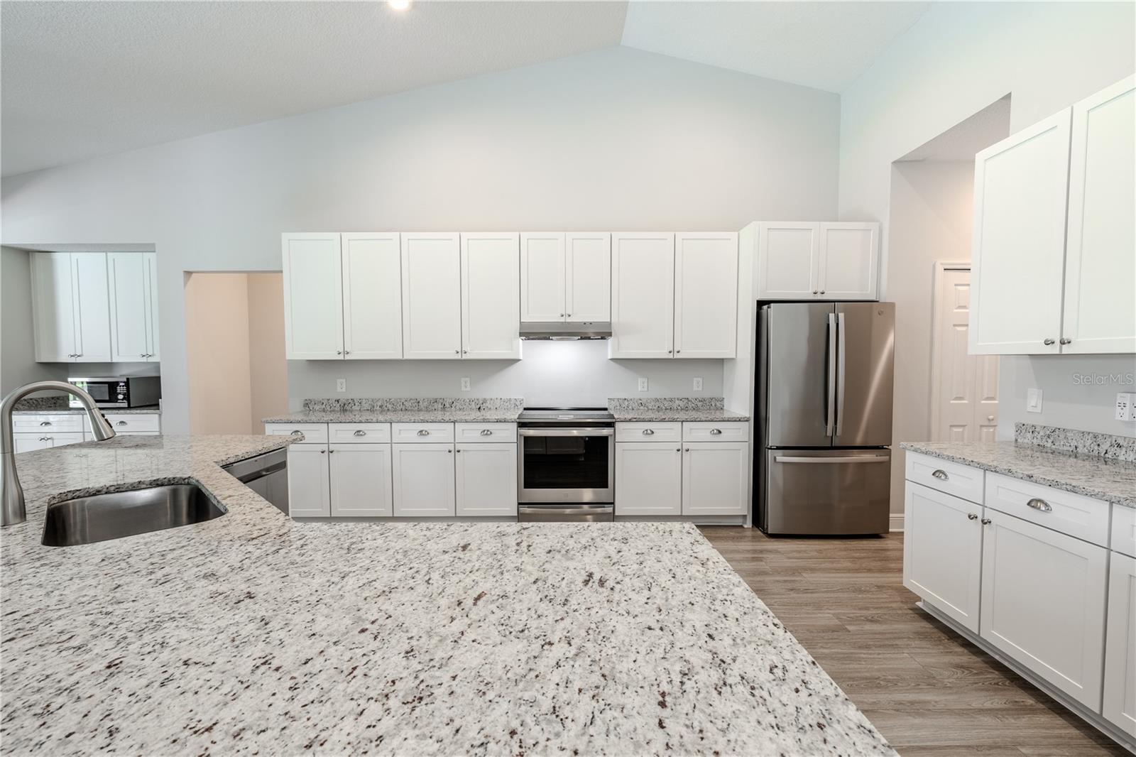 FLINT LAKE ESTATES SUB - Residential