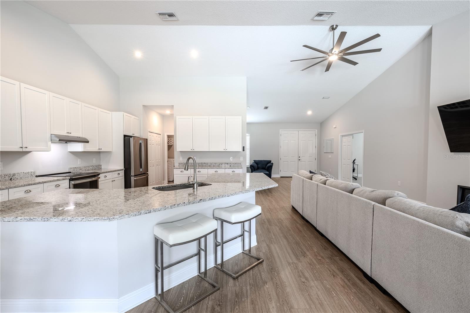 FLINT LAKE ESTATES SUB - Residential