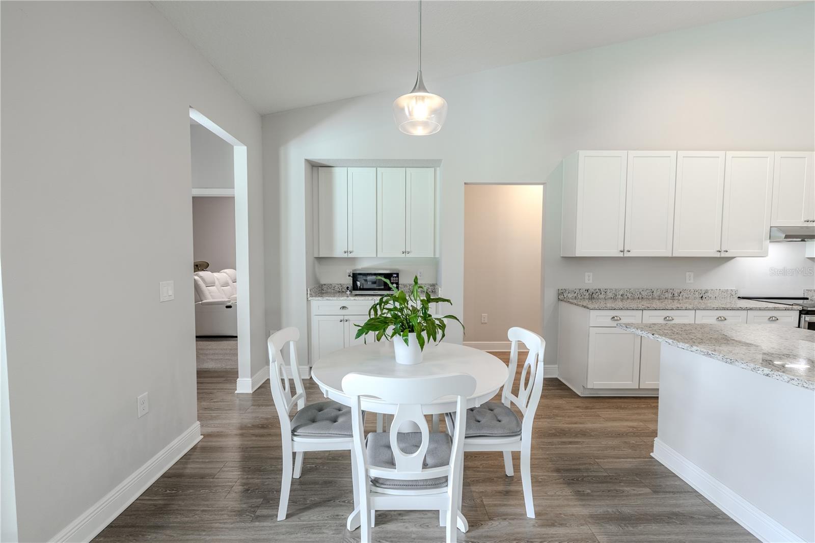 FLINT LAKE ESTATES SUB - Residential