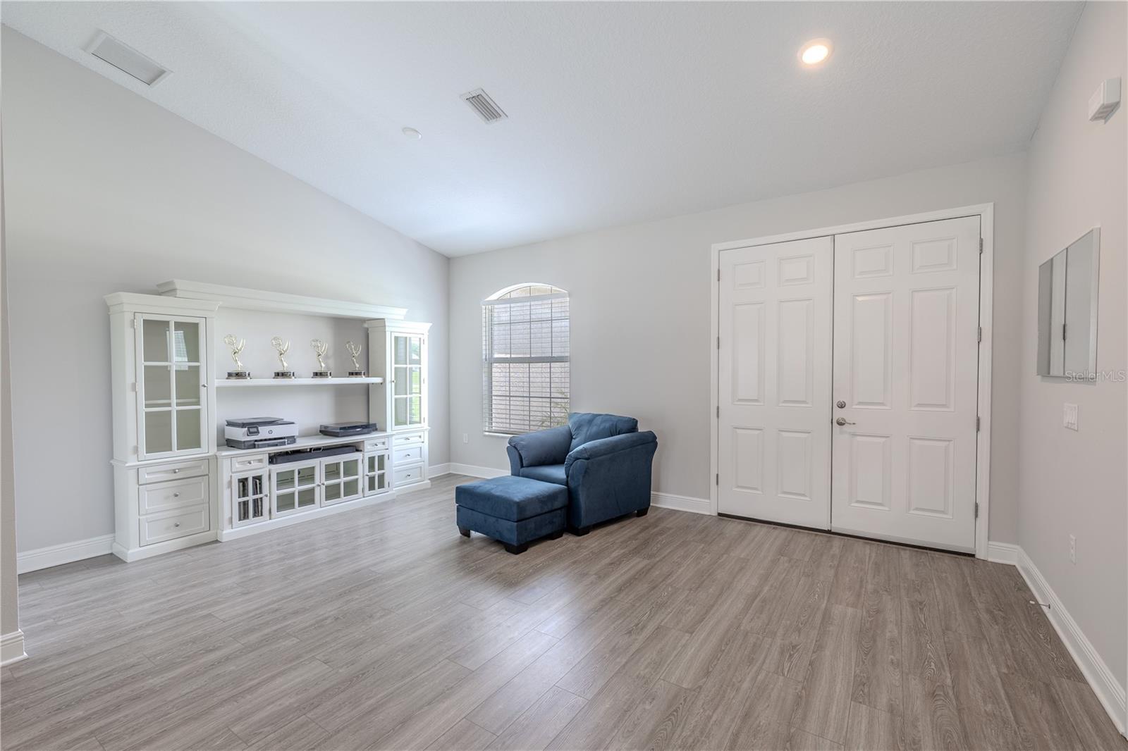 FLINT LAKE ESTATES SUB - Residential