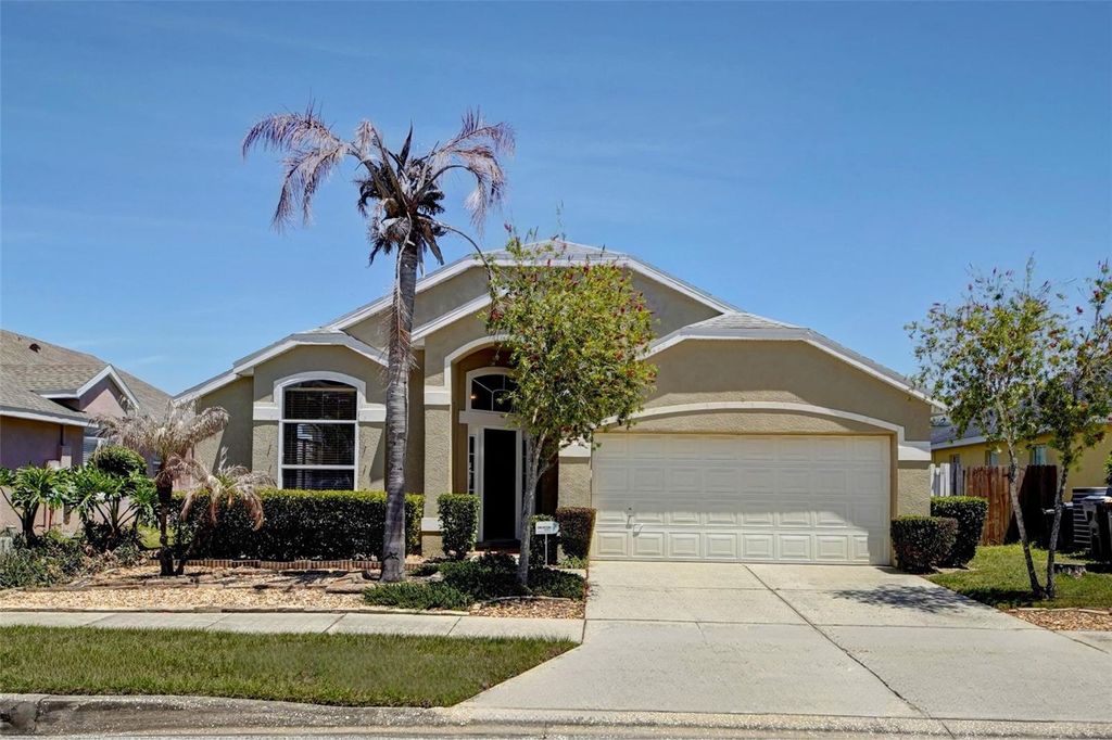 Photo of 635 Rochester Loop, Davenport, FL 33897 (MLS # O6398348)