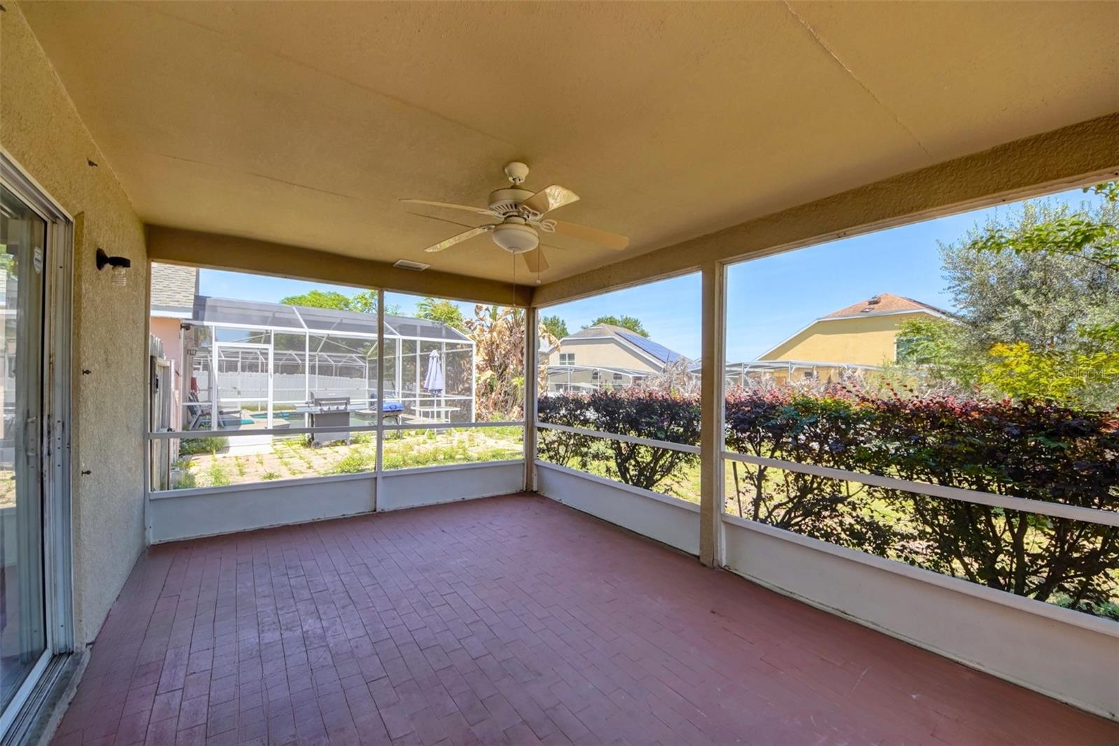 LAKE DAVENPORT ESTATES - Residential