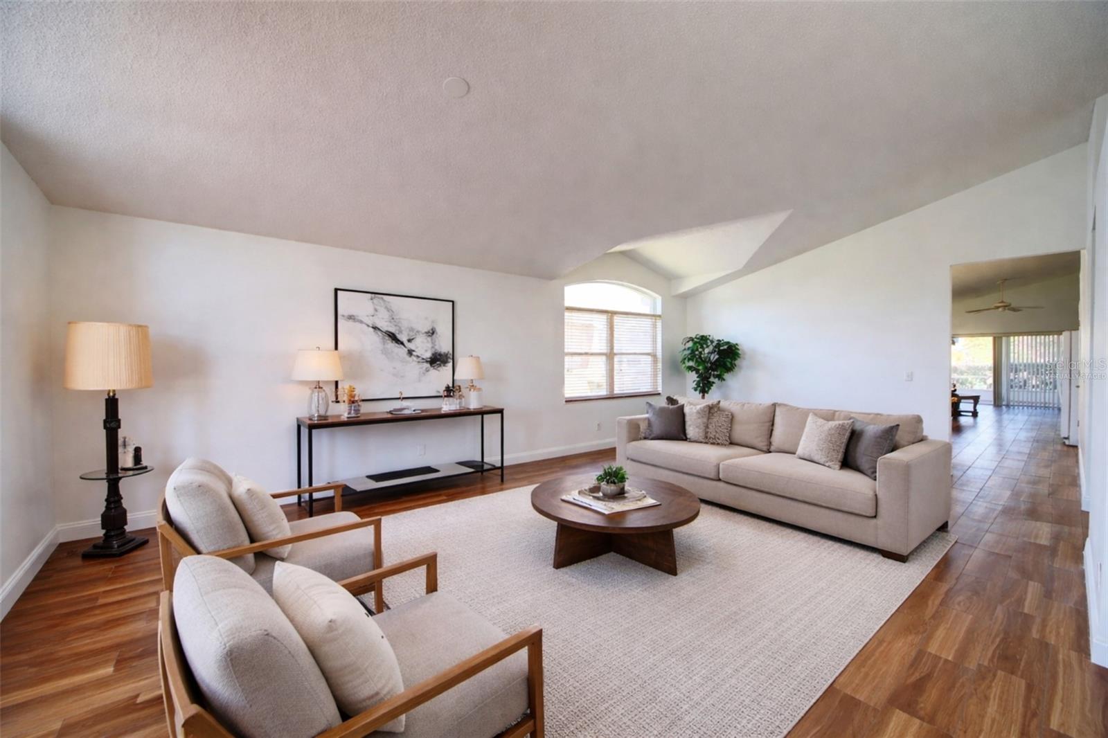 LAKE DAVENPORT ESTATES - Residential