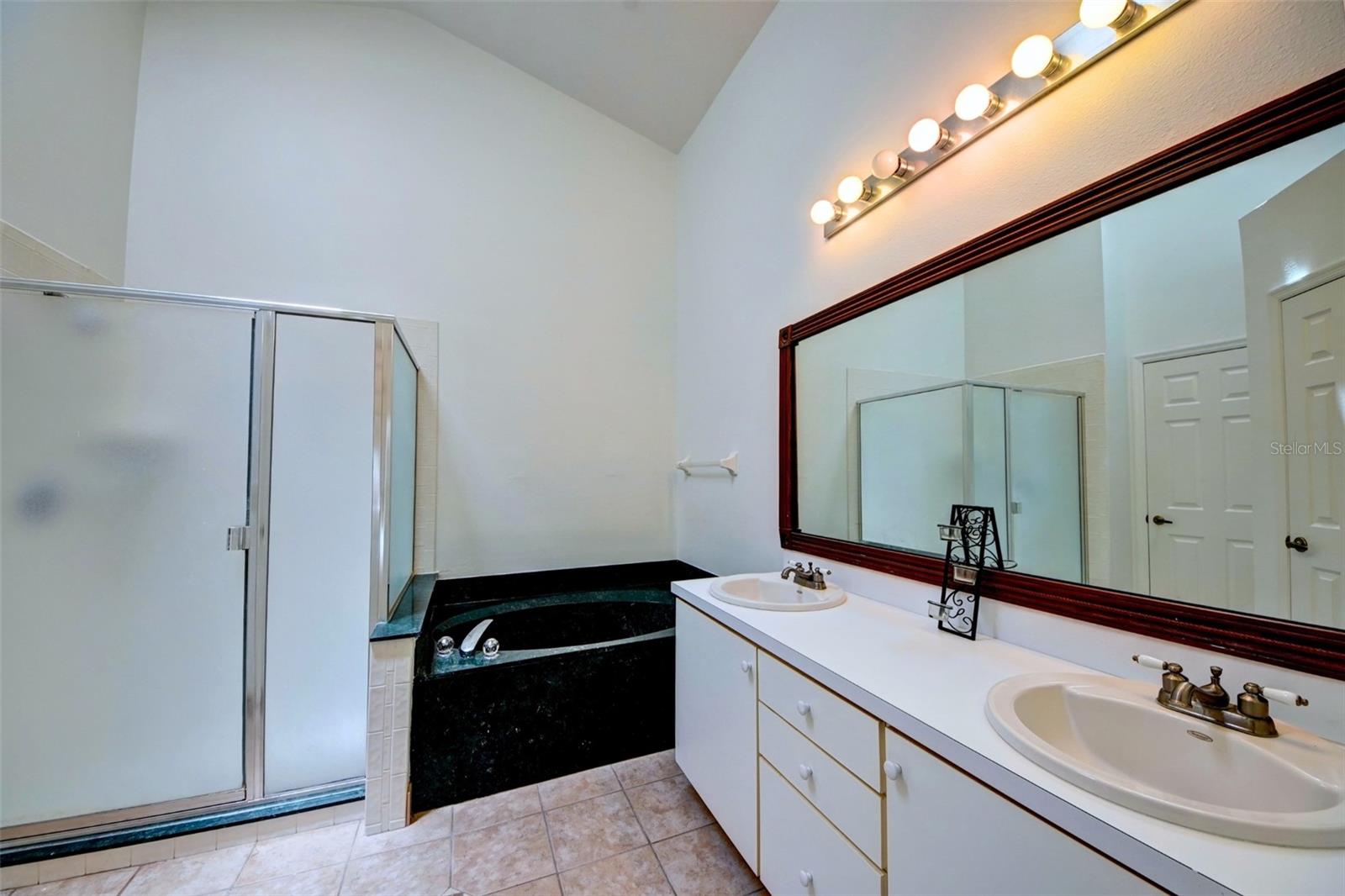 LAKE DAVENPORT ESTATES - Residential