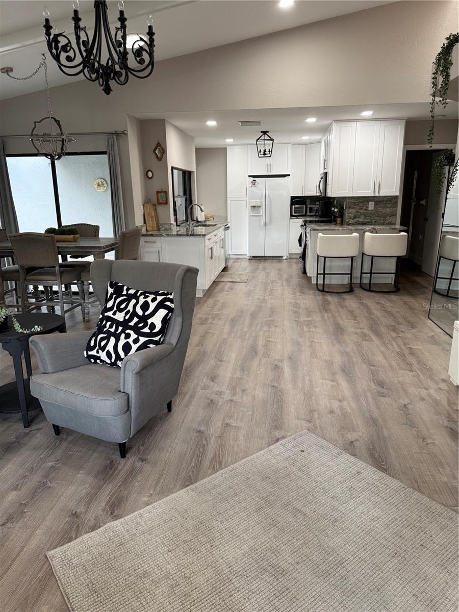 EAST LAKE WOODLANDS PINEWINDS - Residential