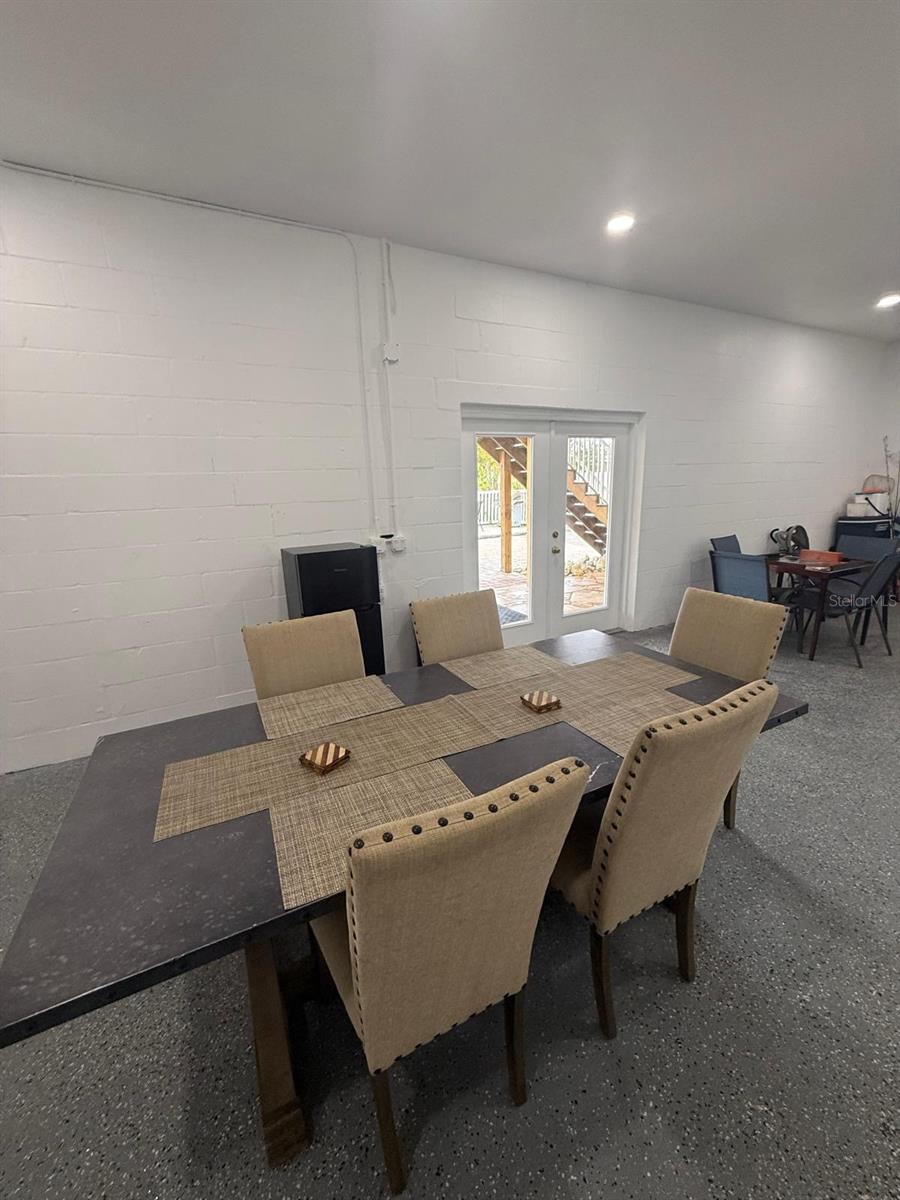 SUNSET ESTATES - Residential