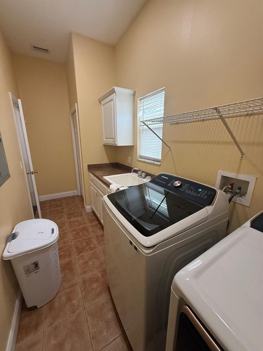 SUNSET ESTATES - Residential