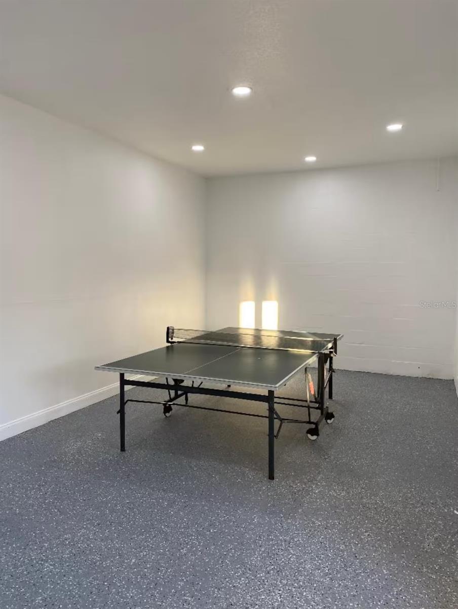 SUNSET ESTATES - Residential