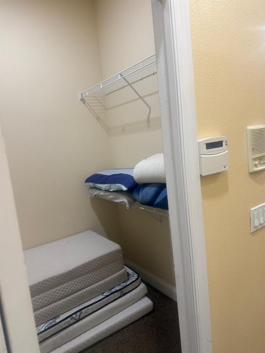 SUNSET ESTATES - Residential