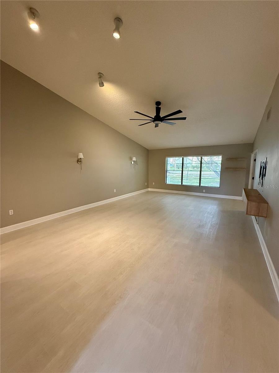 FAIRWAYS OF CAPRI PH 1 - Residential