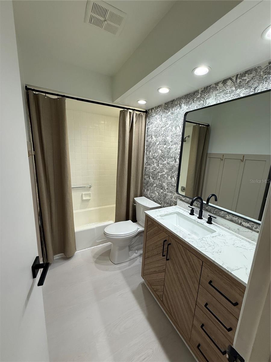 FAIRWAYS OF CAPRI PH 1 - Residential