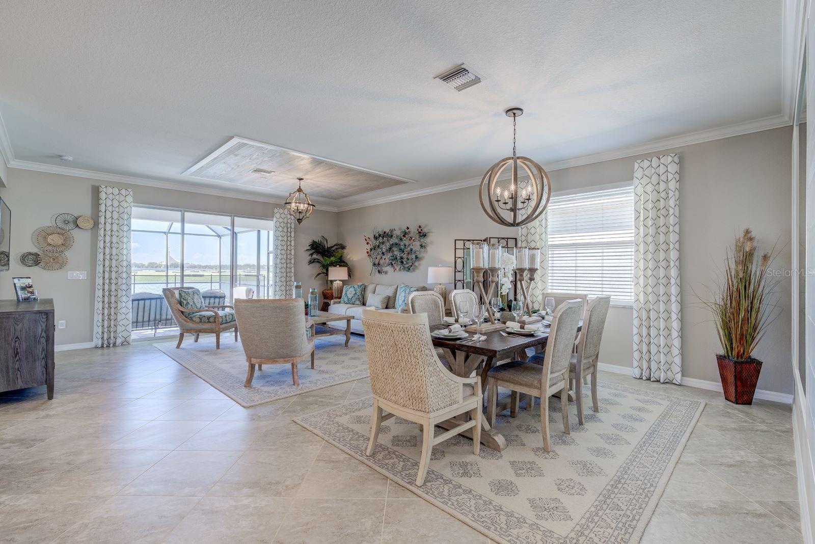 7961 LAKES EDGE LANE