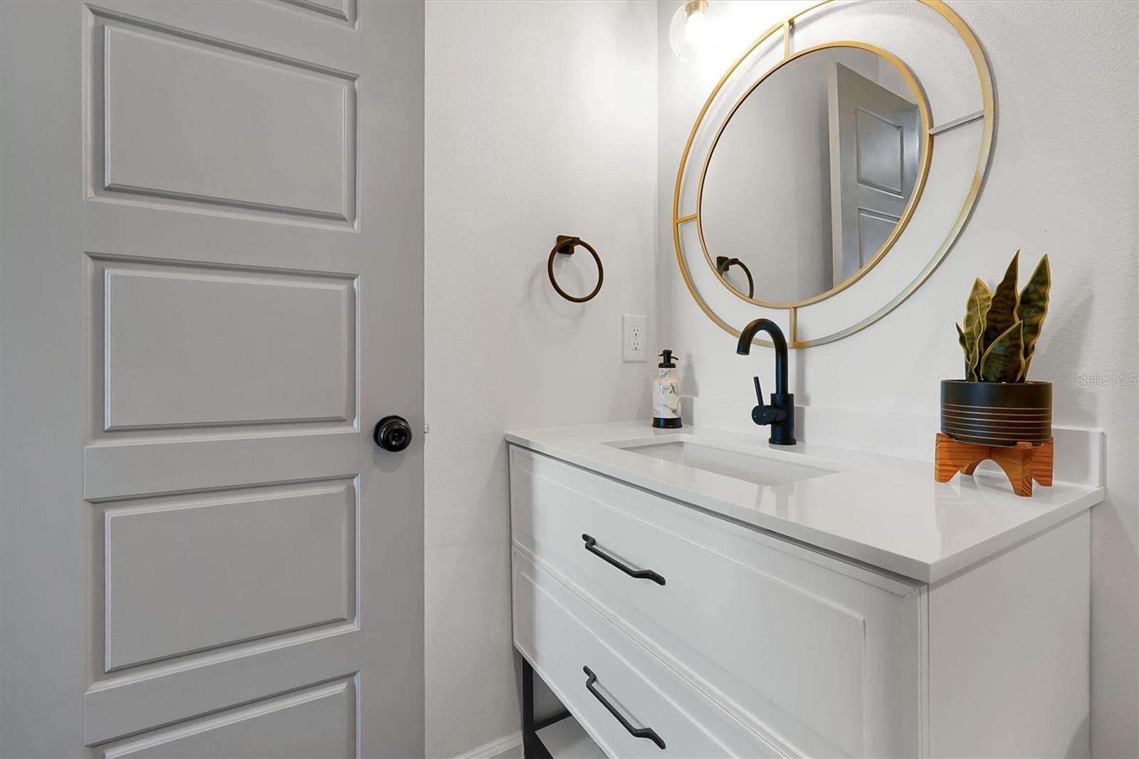 DELTONA LAKES UNIT 05 - Residential