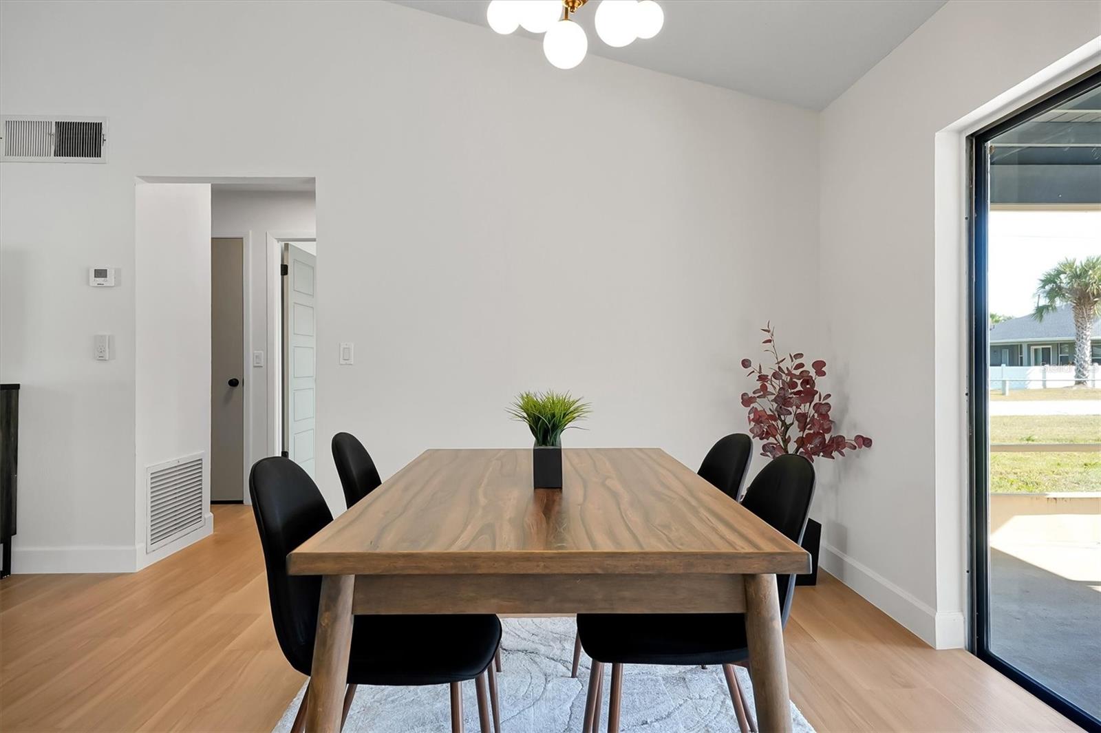 DELTONA LAKES UNIT 05 - Residential