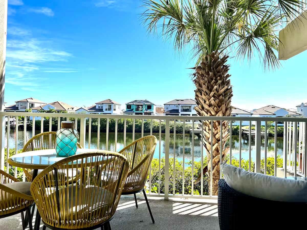 547 BAHIA BEACH BOULEVARD