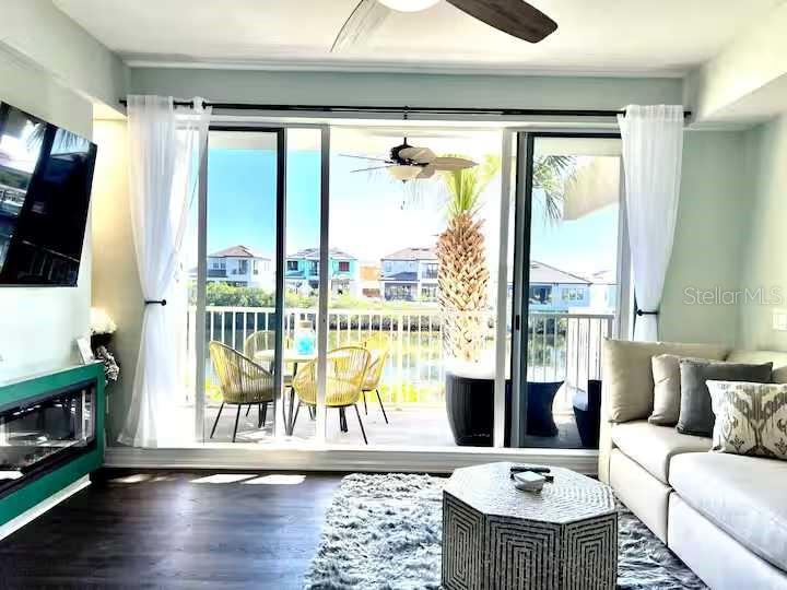 BAHIA BEACH TWNHMS PH 1A - Residential