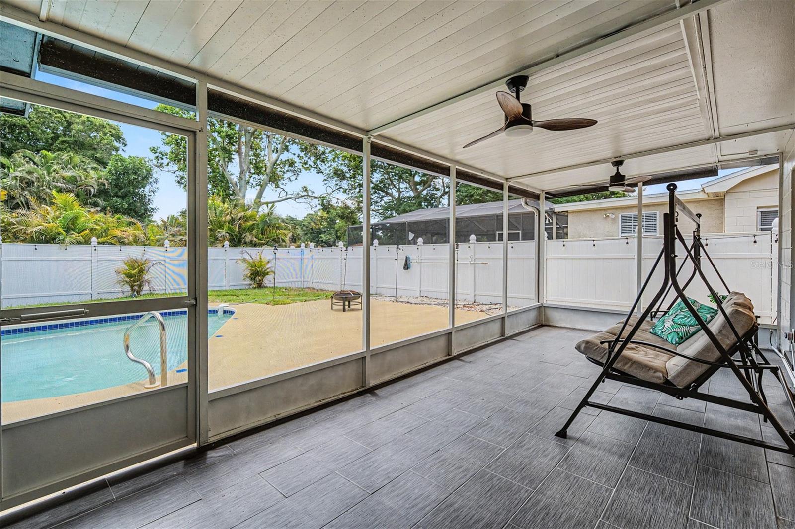 BEACON GROVES UNIT II - Residential