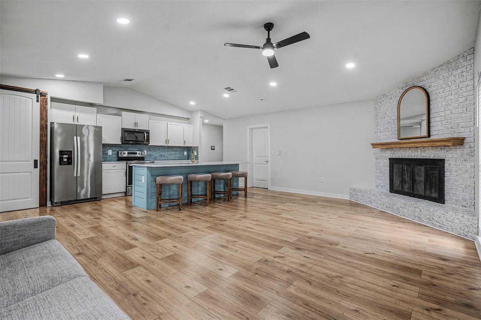 BEACON GROVES UNIT II - Residential