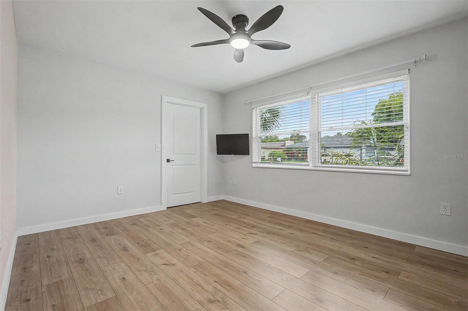 BEACON GROVES UNIT II - Residential