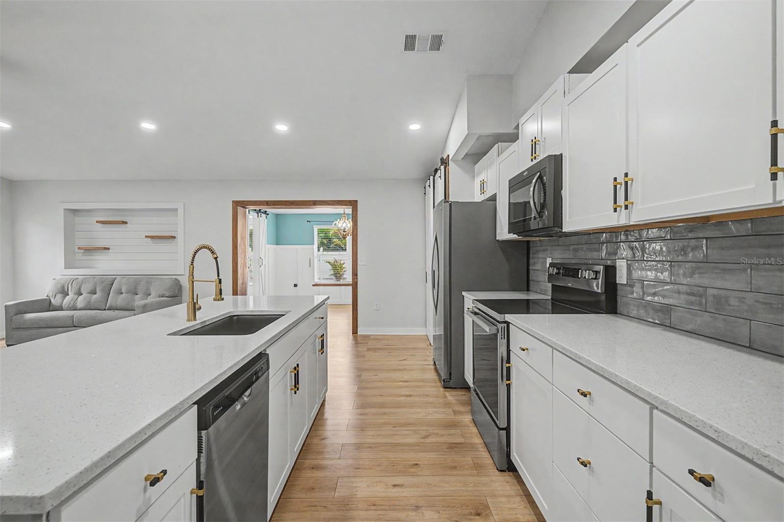 BEACON GROVES UNIT II - Residential