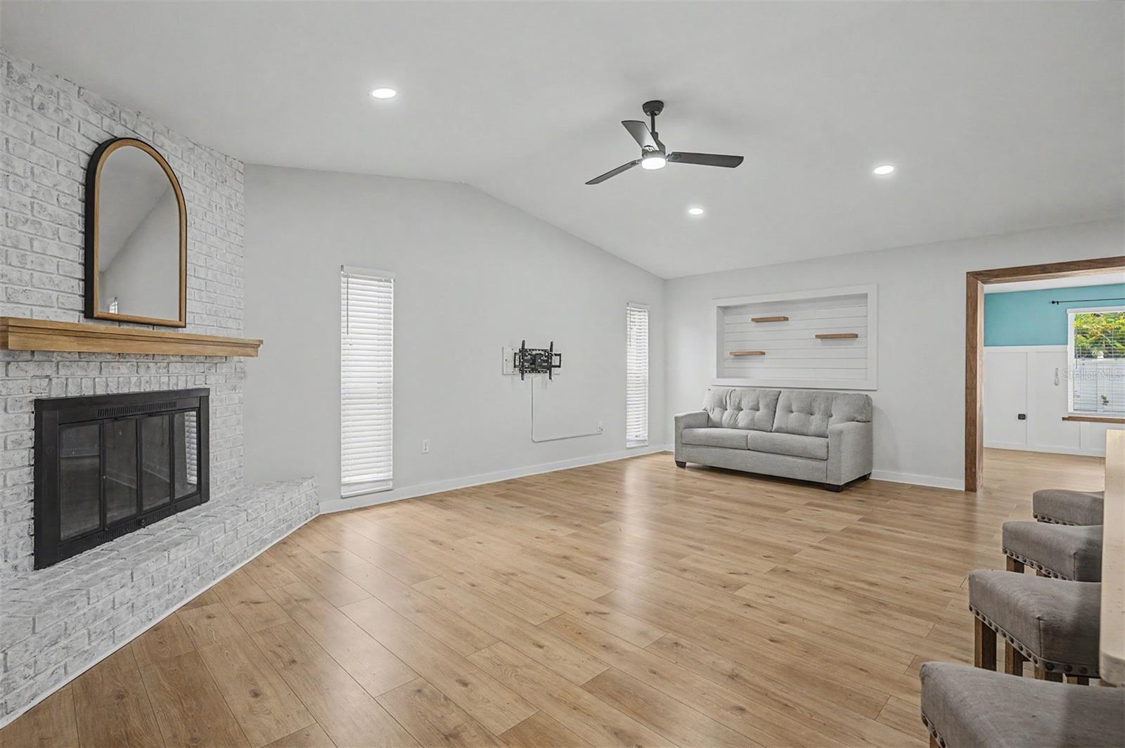 BEACON GROVES UNIT II - Residential