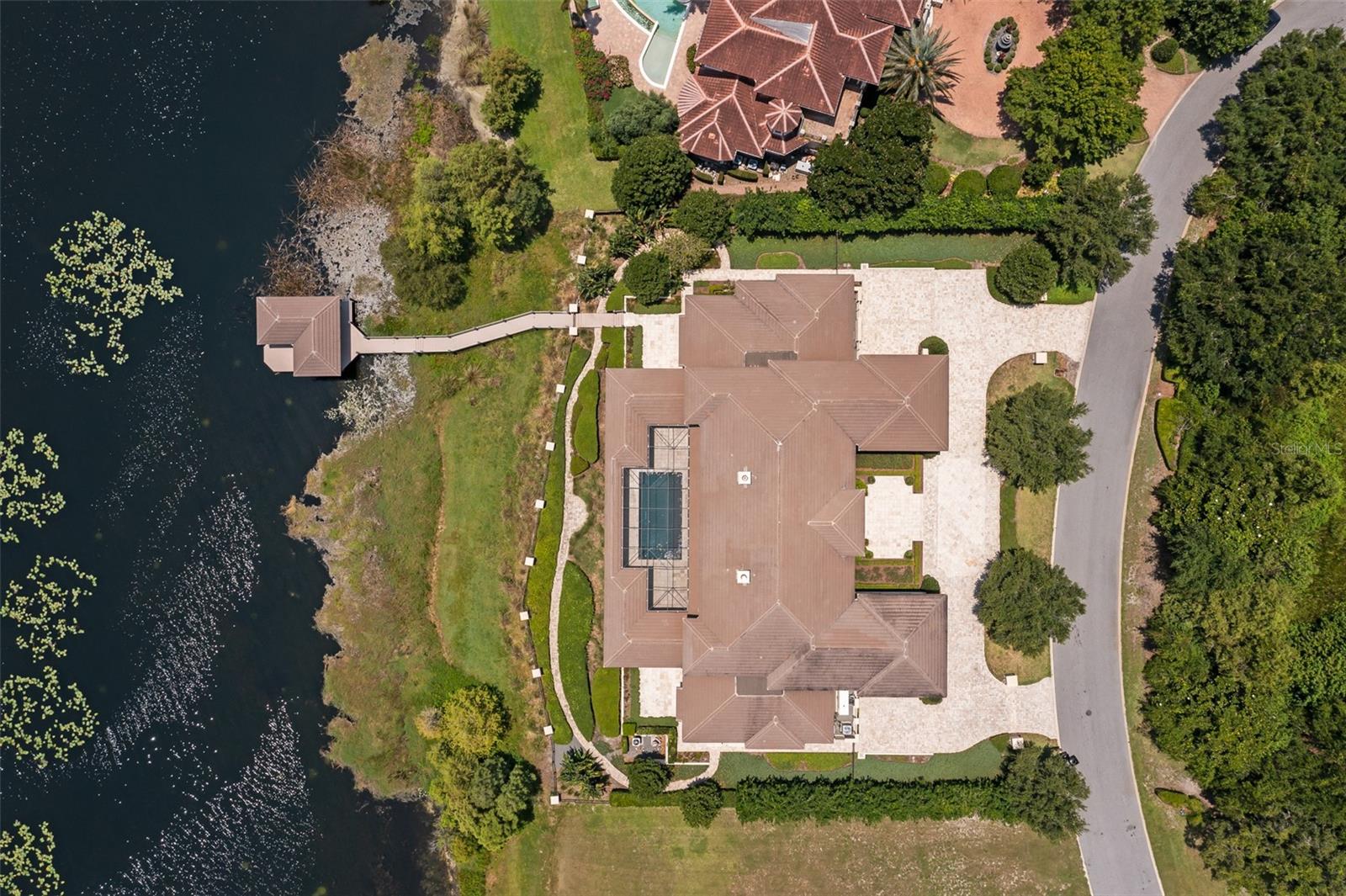 CHAINE DU LAC - Residential