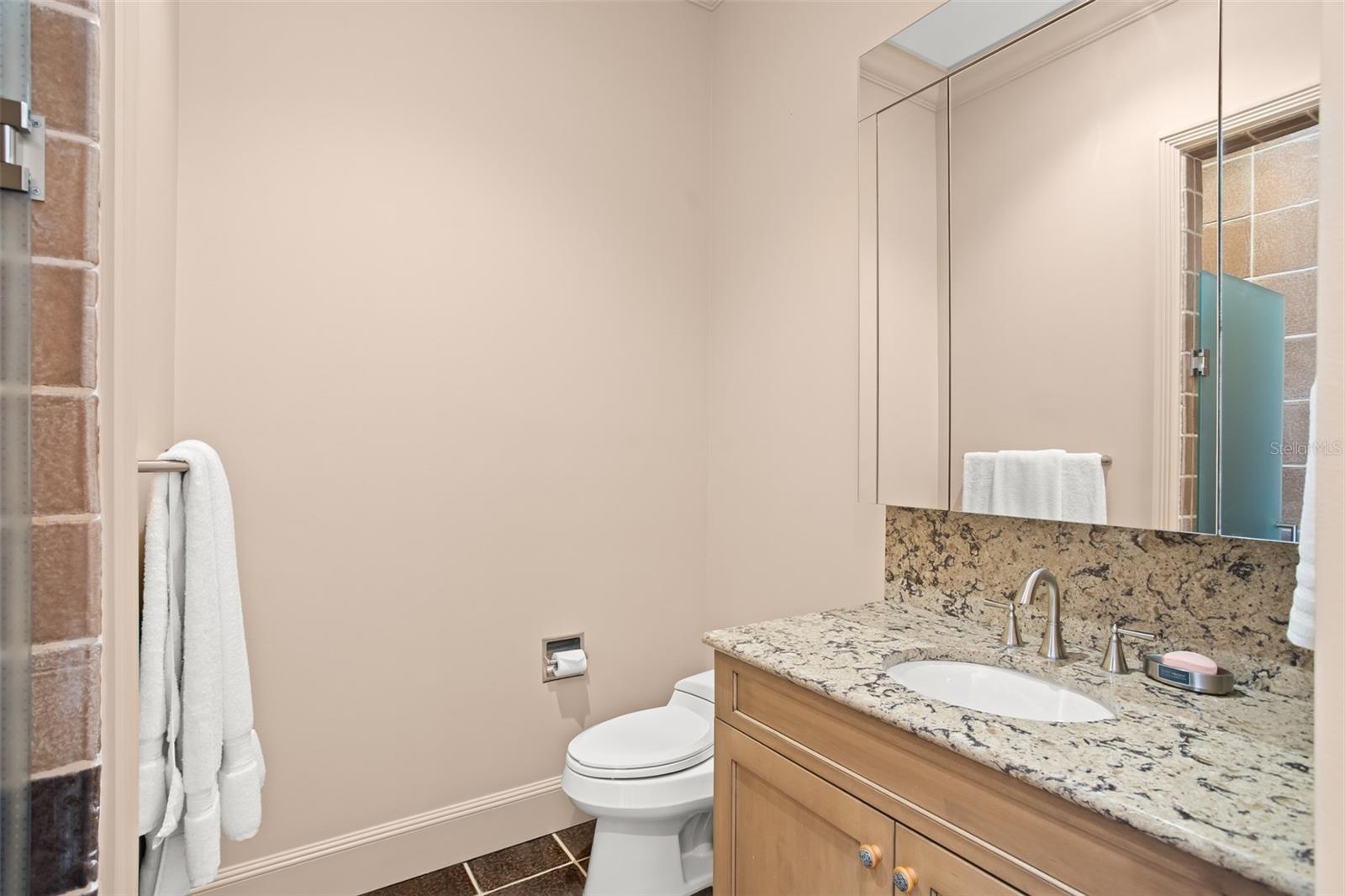 CHAINE DU LAC - Residential