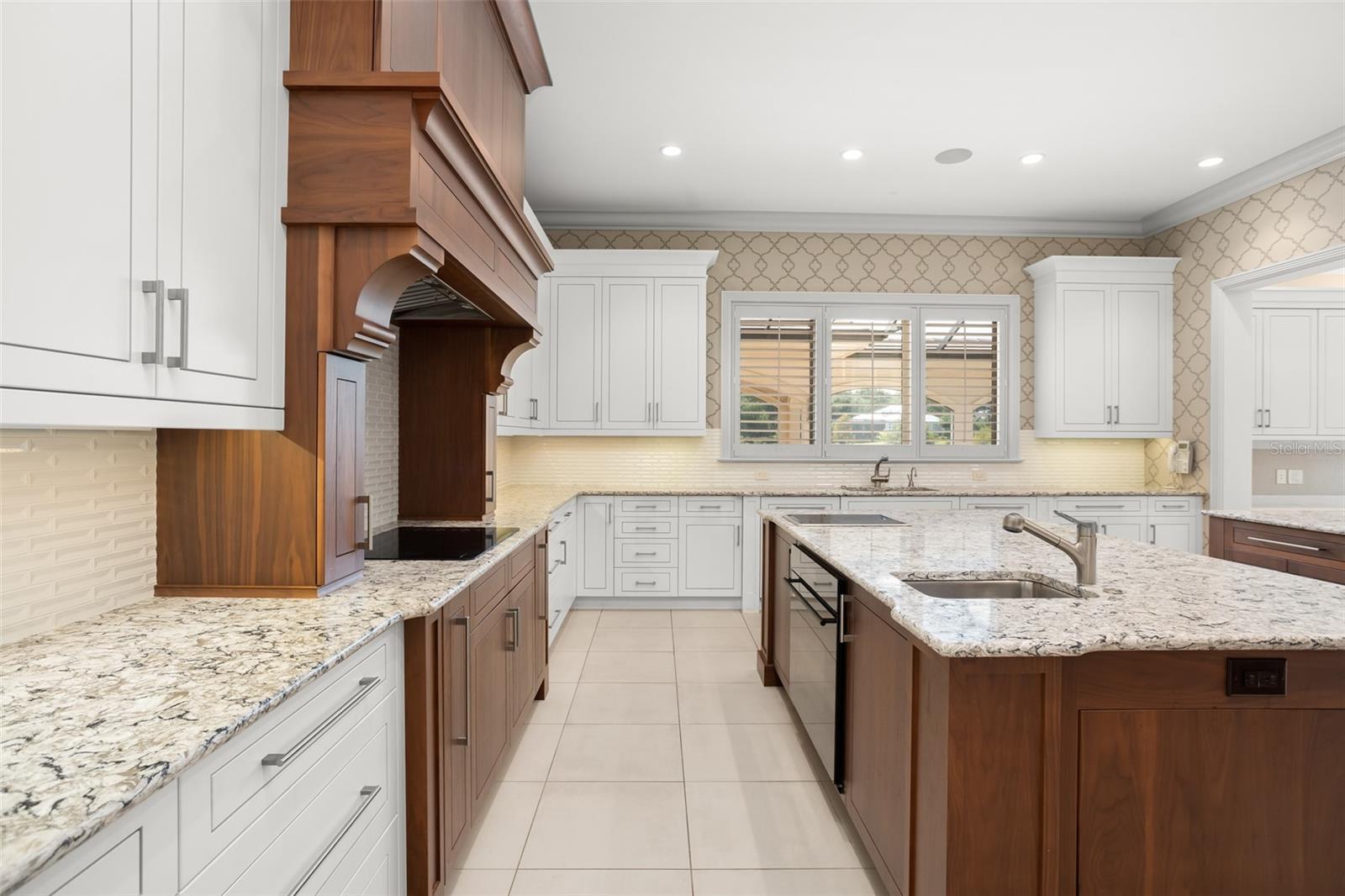 CHAINE DU LAC - Residential