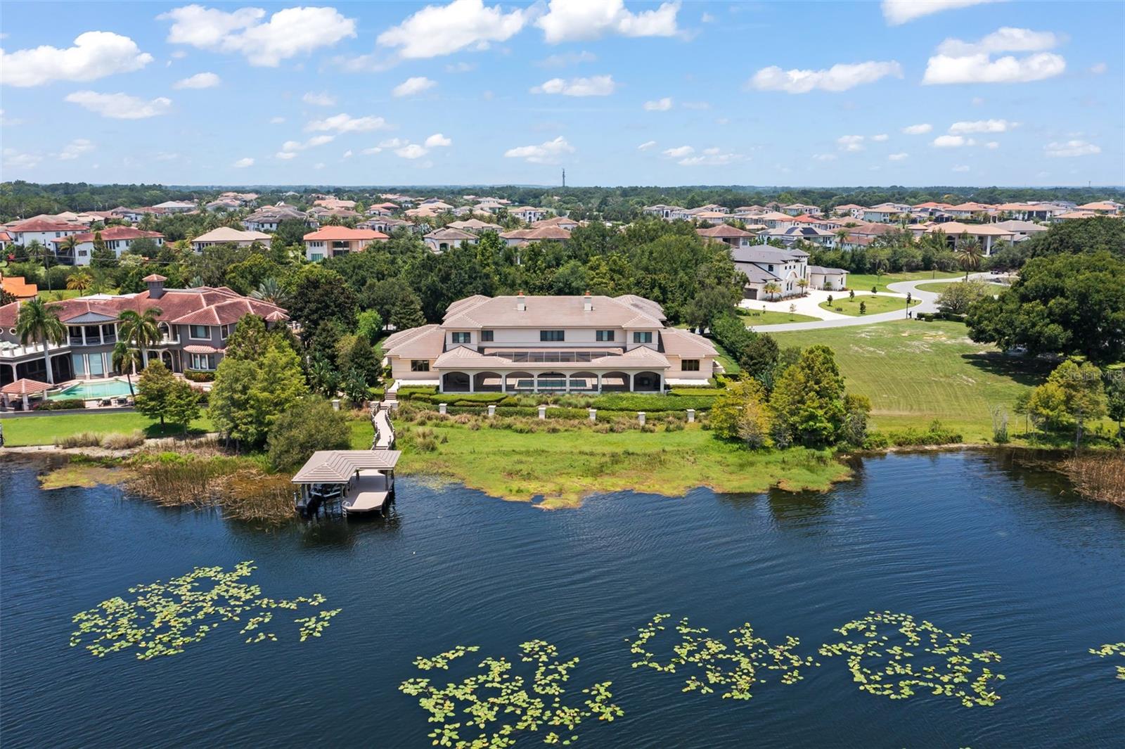 CHAINE DU LAC - Residential