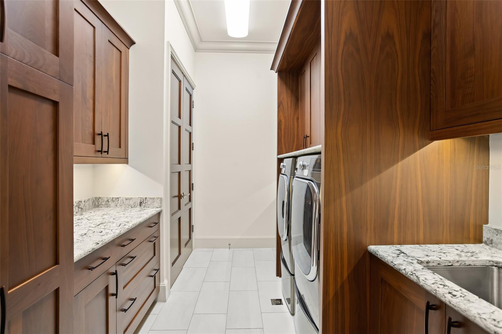 CHAINE DU LAC - Residential