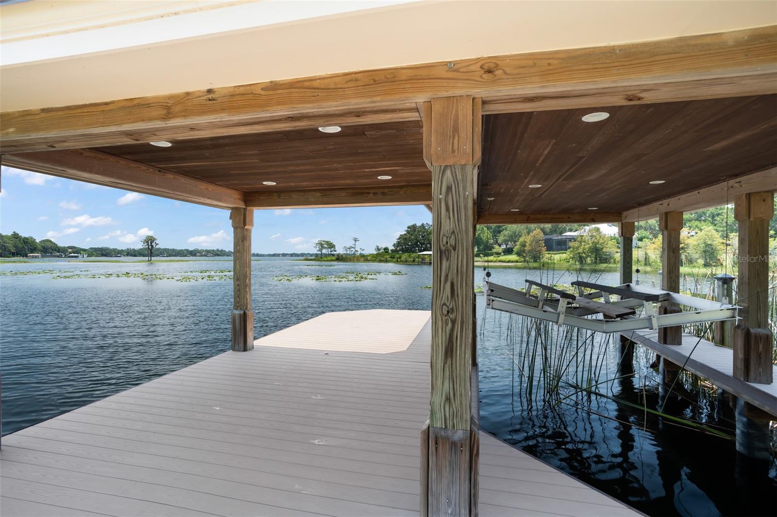 CHAINE DU LAC - Residential