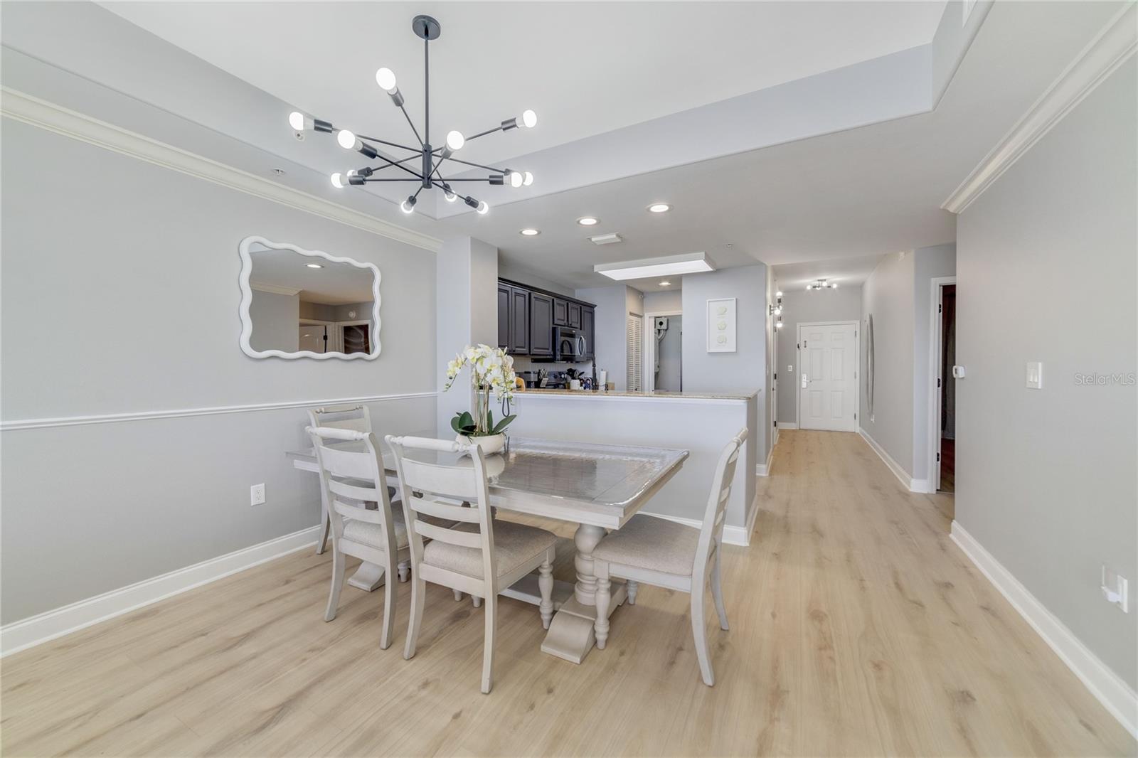 BLUE HERON BCH RESIDENCE TWR 02 CONDO - Residential