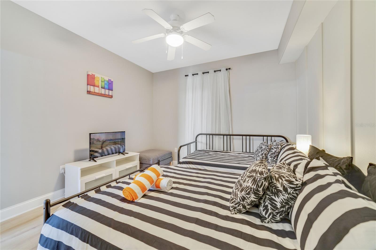 BLUE HERON BCH RESIDENCE TWR 02 CONDO - Residential