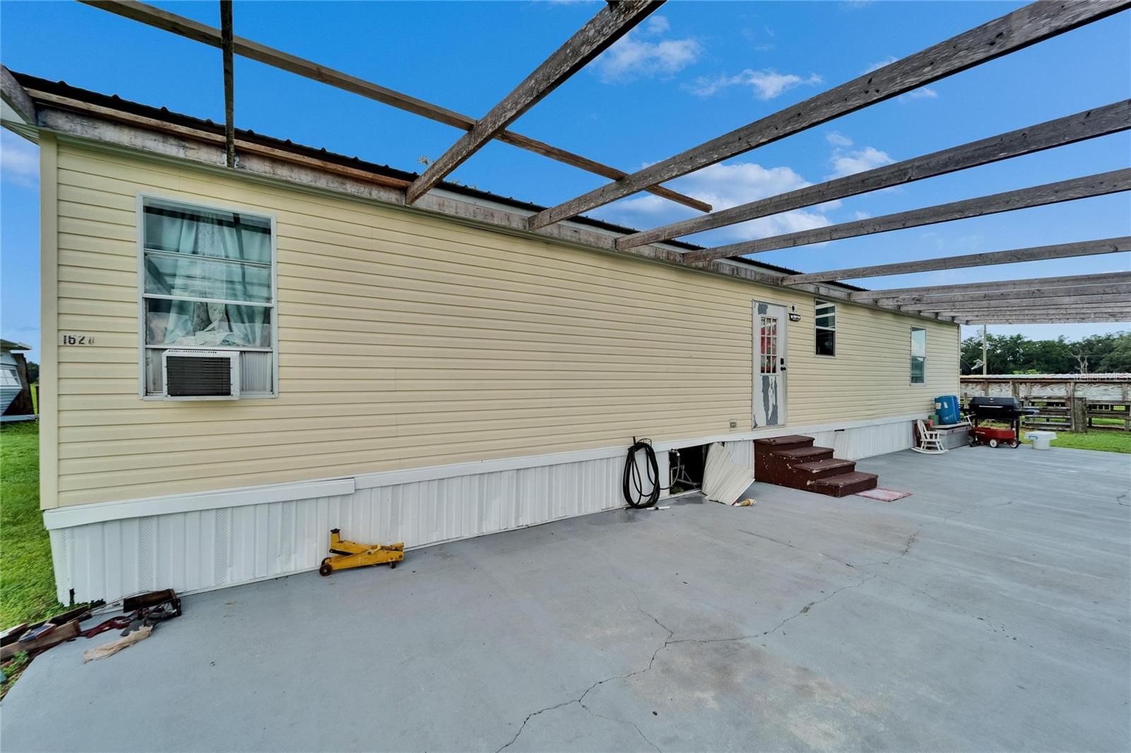 UNPLATTED - Residential