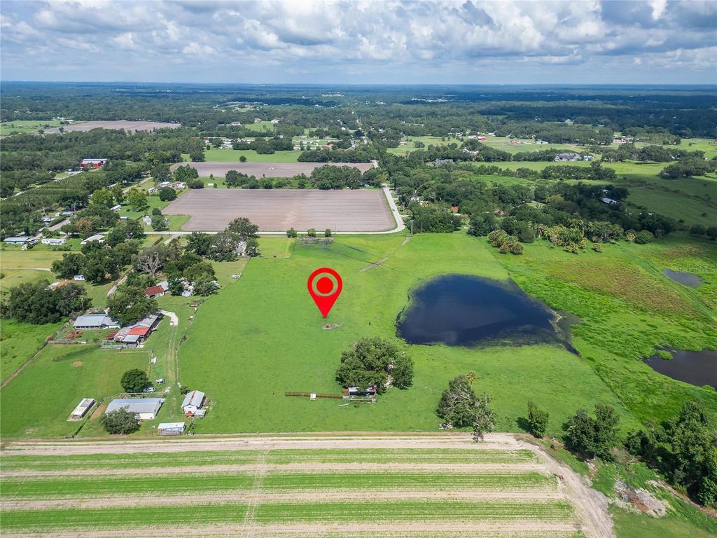 Photo of 1620 Mcgee Road, Plant City, FL 33565 (MLS # TB8399766)