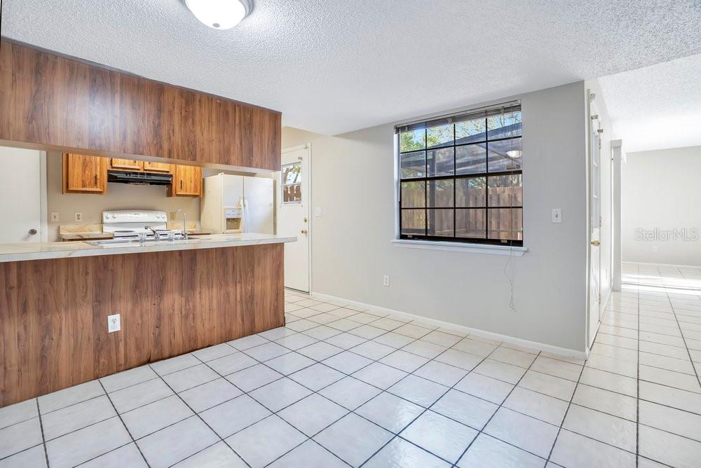 CARMEL OAKS CONDO PH 04 - Residential