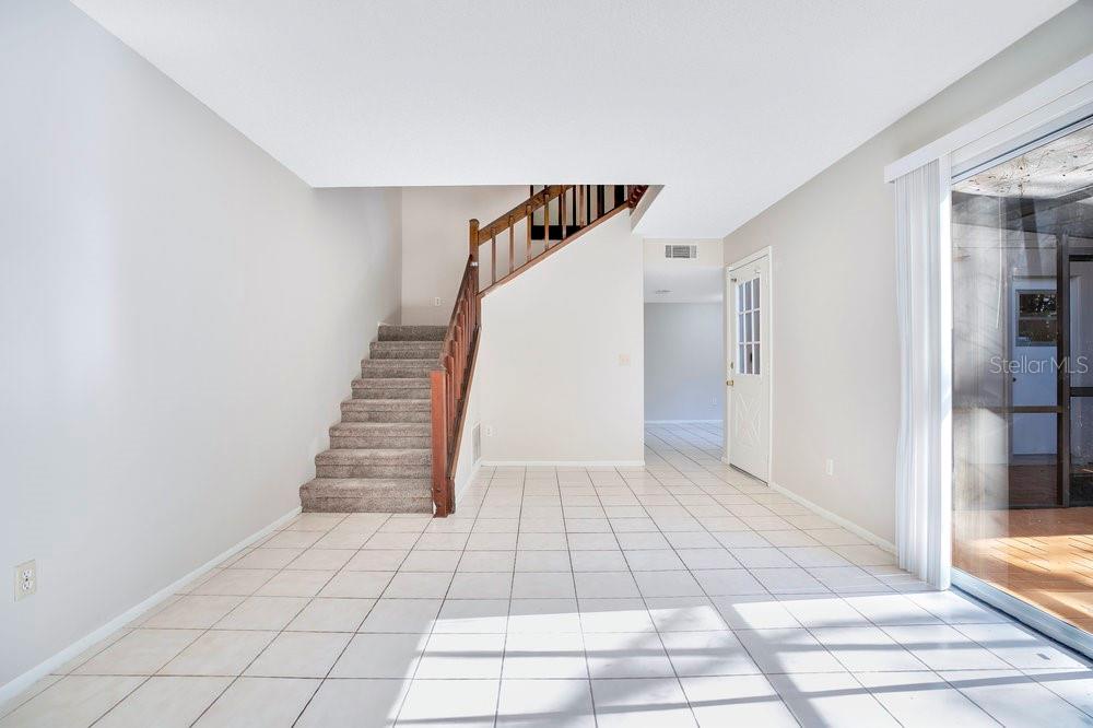 CARMEL OAKS CONDO PH 04 - Residential