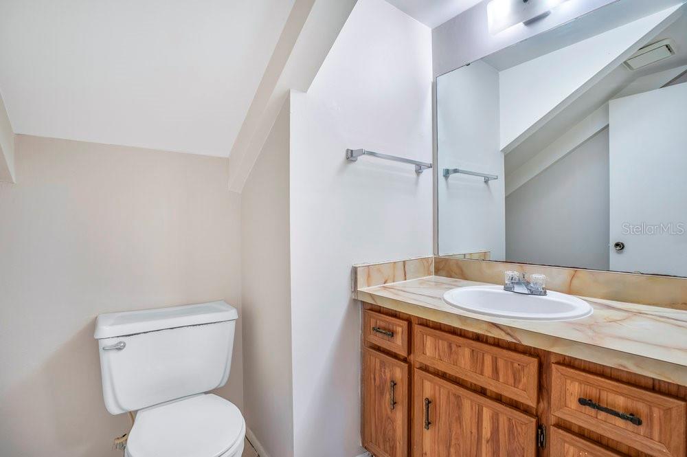 CARMEL OAKS CONDO PH 04 - Residential