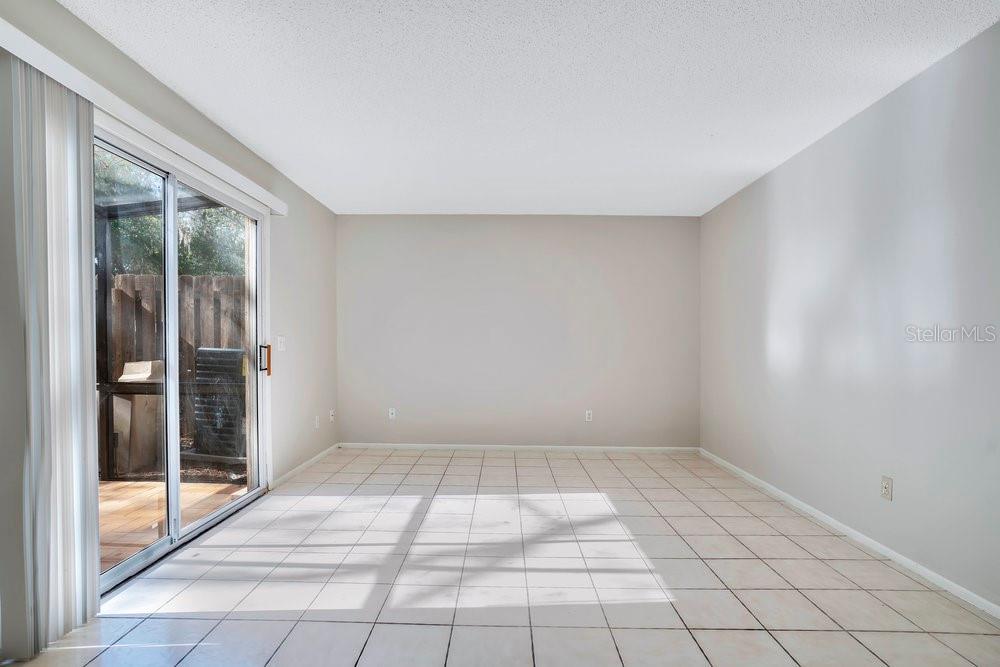 CARMEL OAKS CONDO PH 04 - Residential