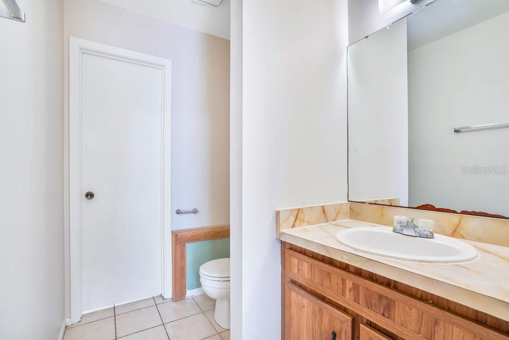 CARMEL OAKS CONDO PH 04 - Residential