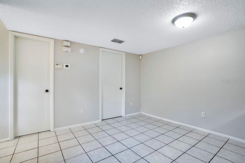 CARMEL OAKS CONDO PH 04 - Residential