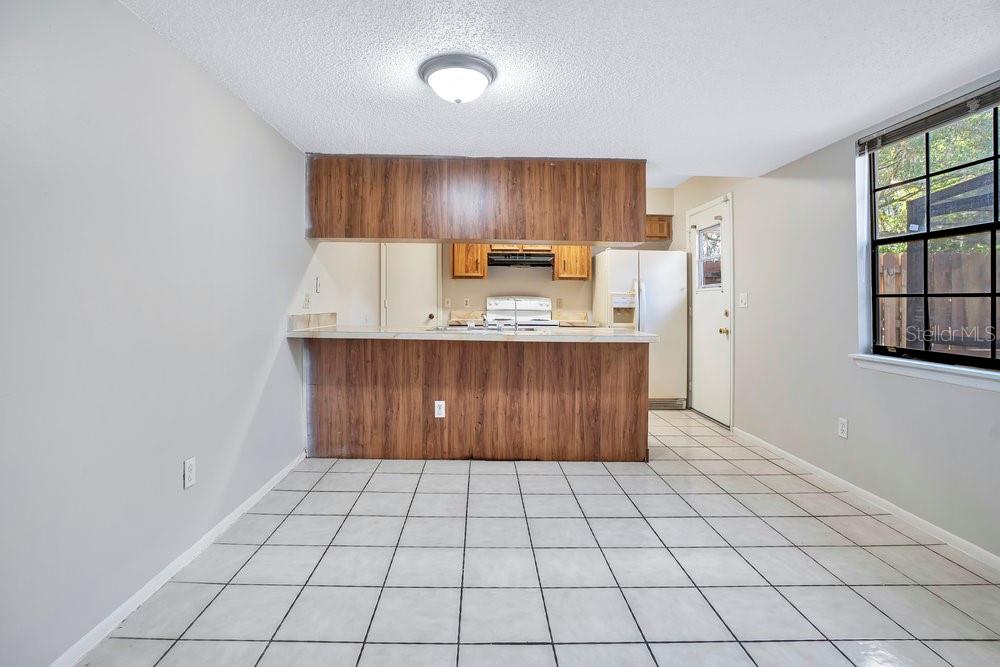 CARMEL OAKS CONDO PH 04 - Residential