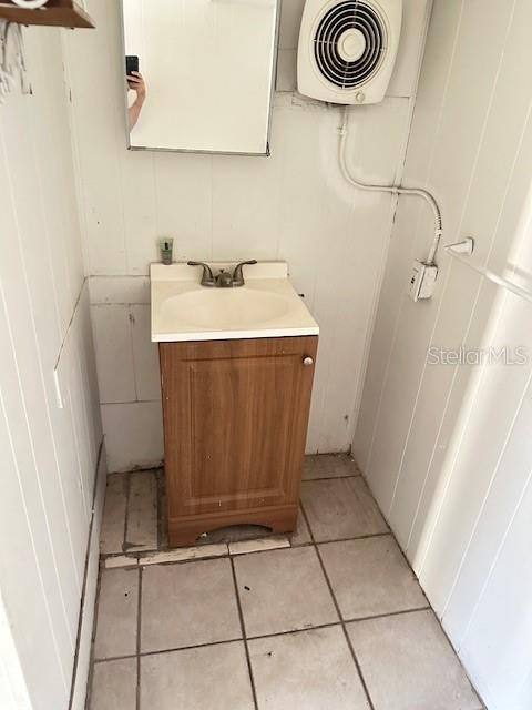 LEWIS RIDGELAWN - Residential