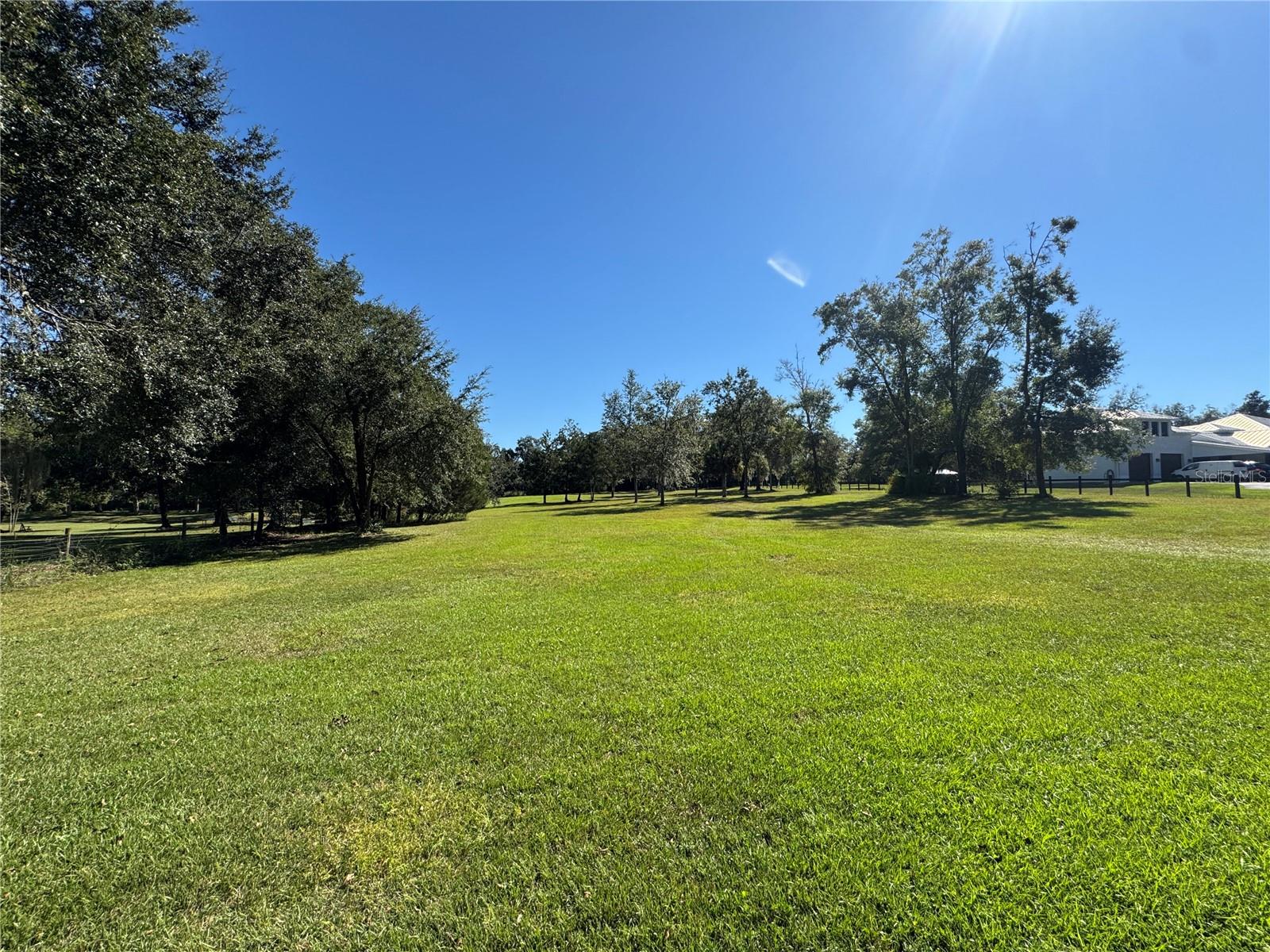 IVEY RUN ESTATES - Land