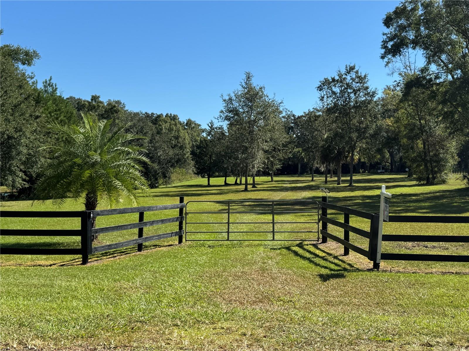 IVEY RUN ESTATES - Land