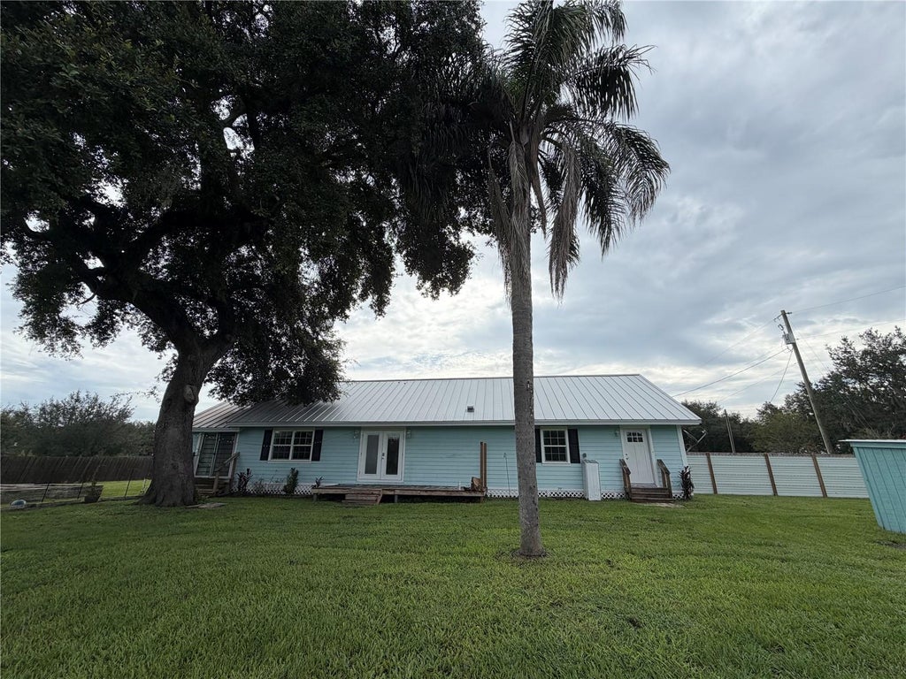 Photo of 4613 Keene Road, Plant City, FL 33565 (MLS # O6431020)