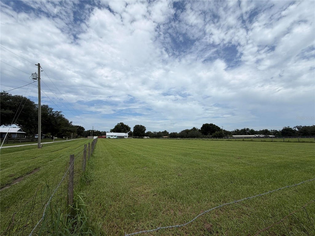 Photo of 4613 Keene Road, Plant City, FL 33565 (MLS # O6431020)