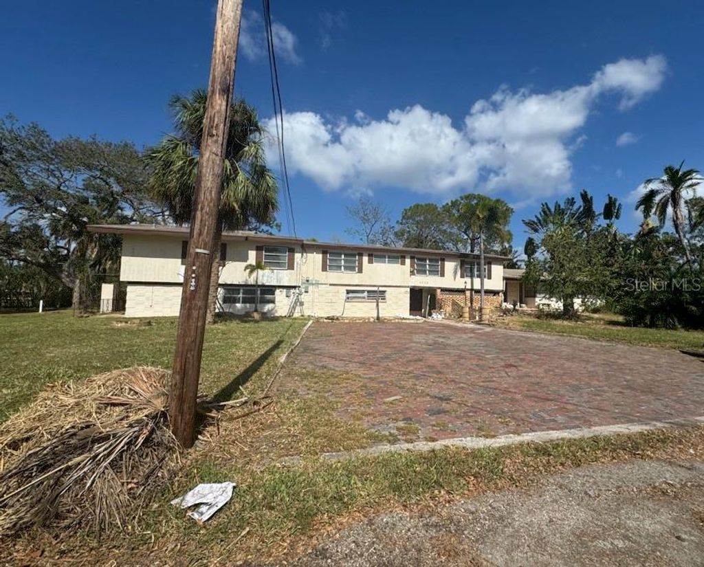 listing image 0